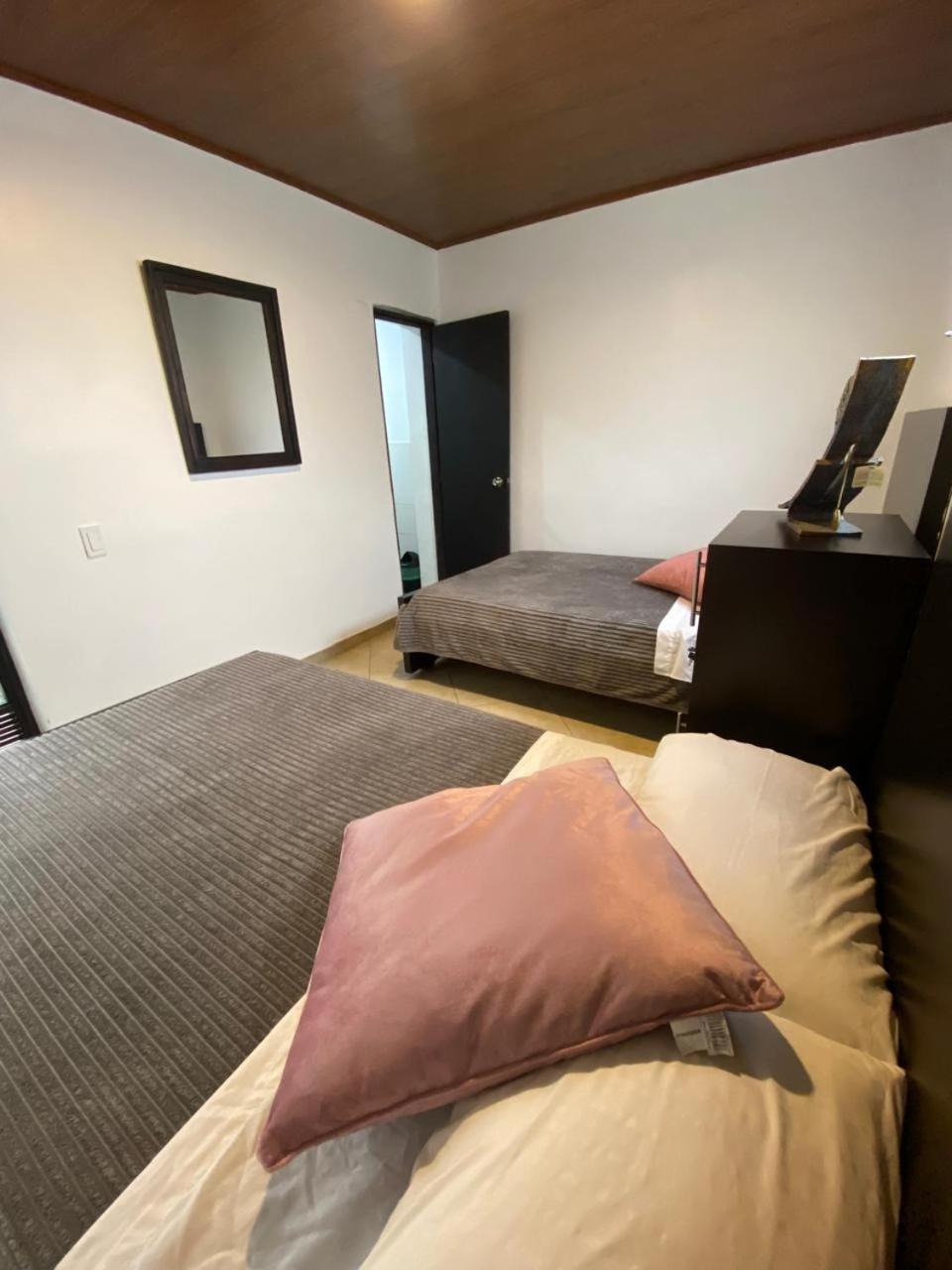 Destino Nomada Calle 11 N 1-38 Bogotá Kültér fotó